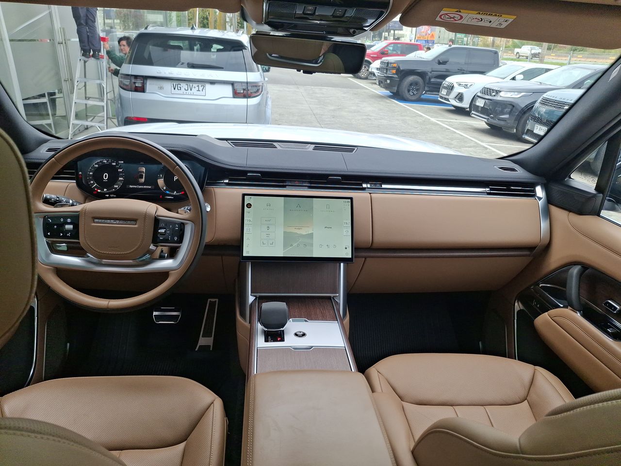 LAND ROVER - 1
