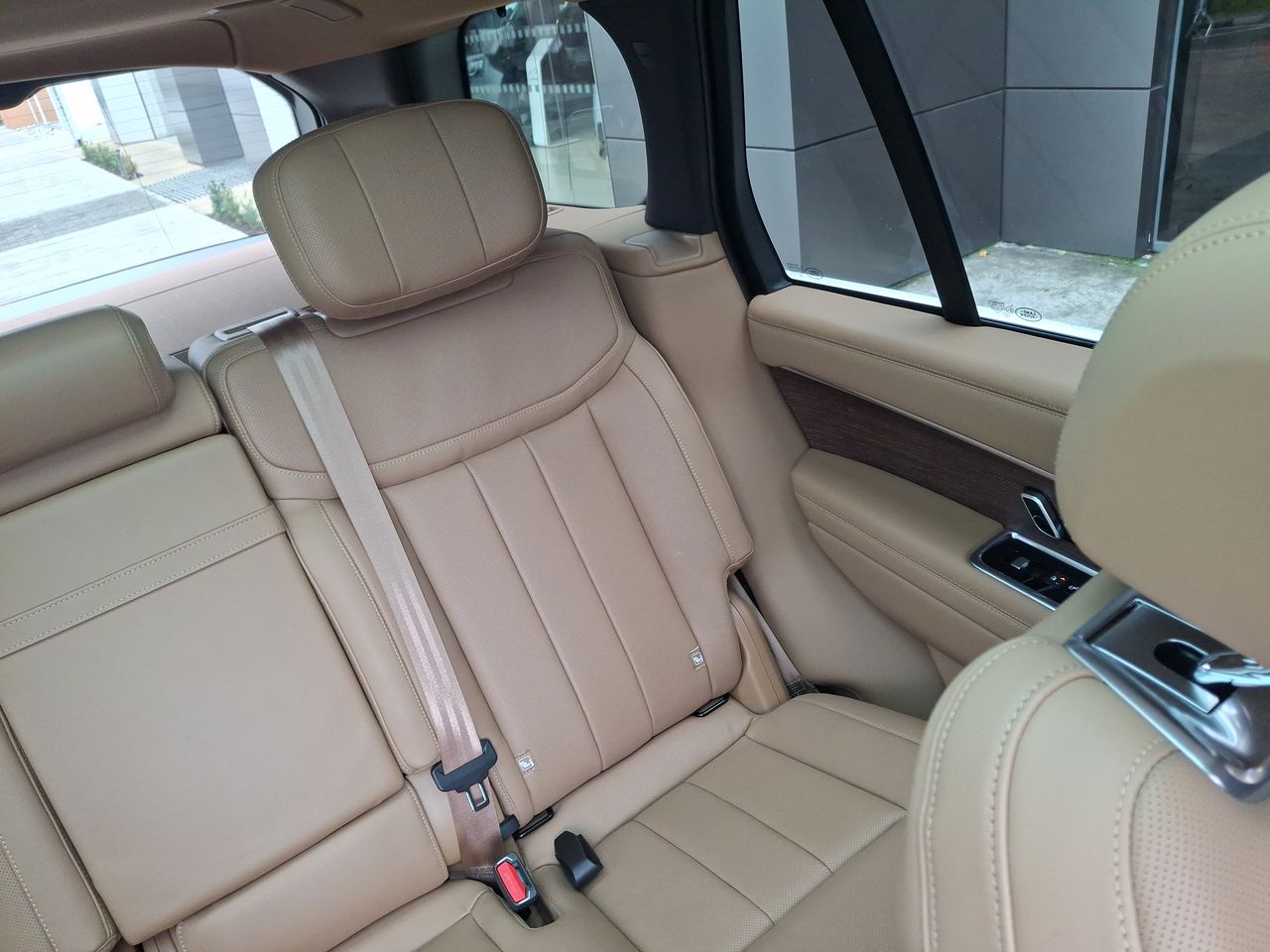 LAND ROVER - 5