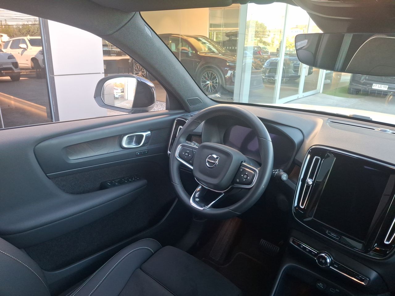 VOLVO - 8