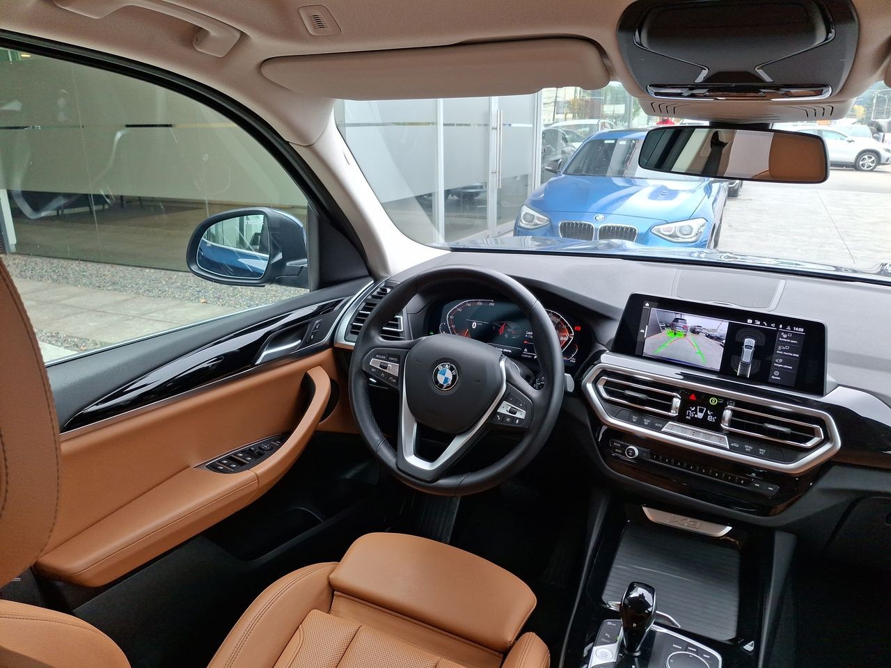 BMW - 6