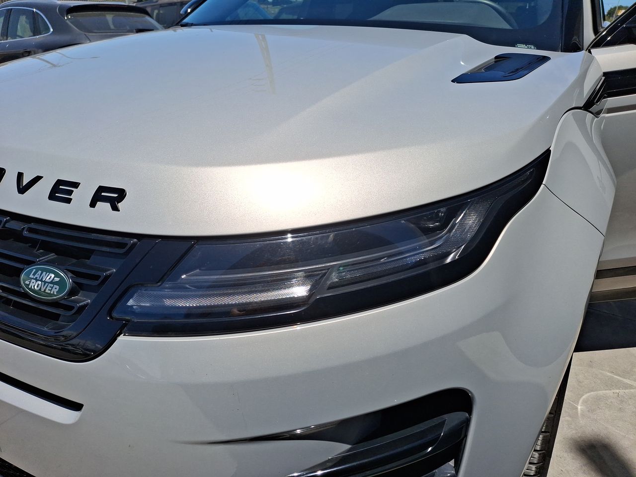 LAND ROVER - 11