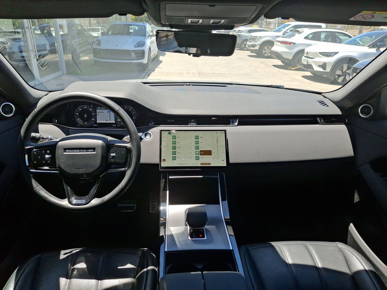 LAND ROVER - 1
