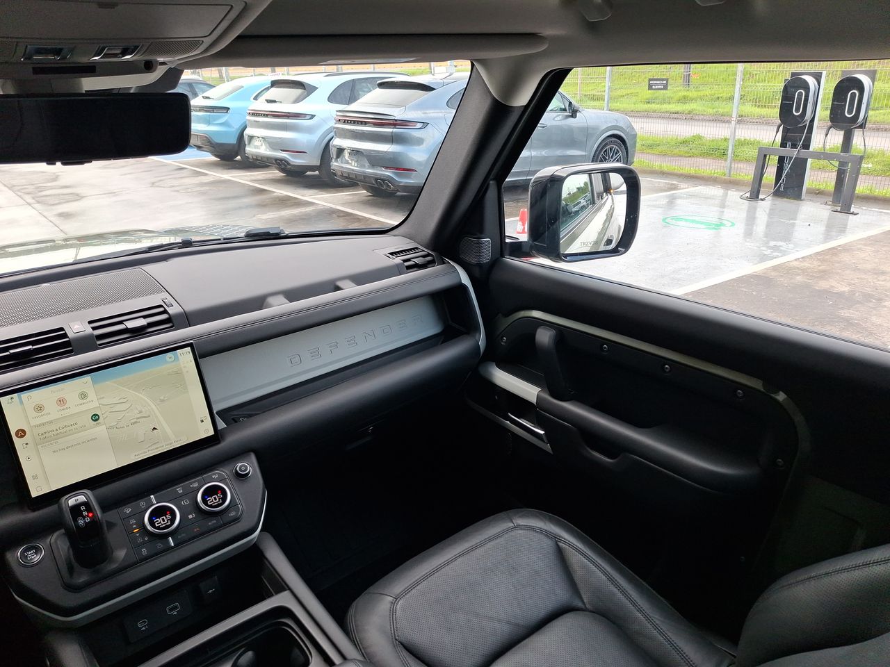LAND ROVER - 2