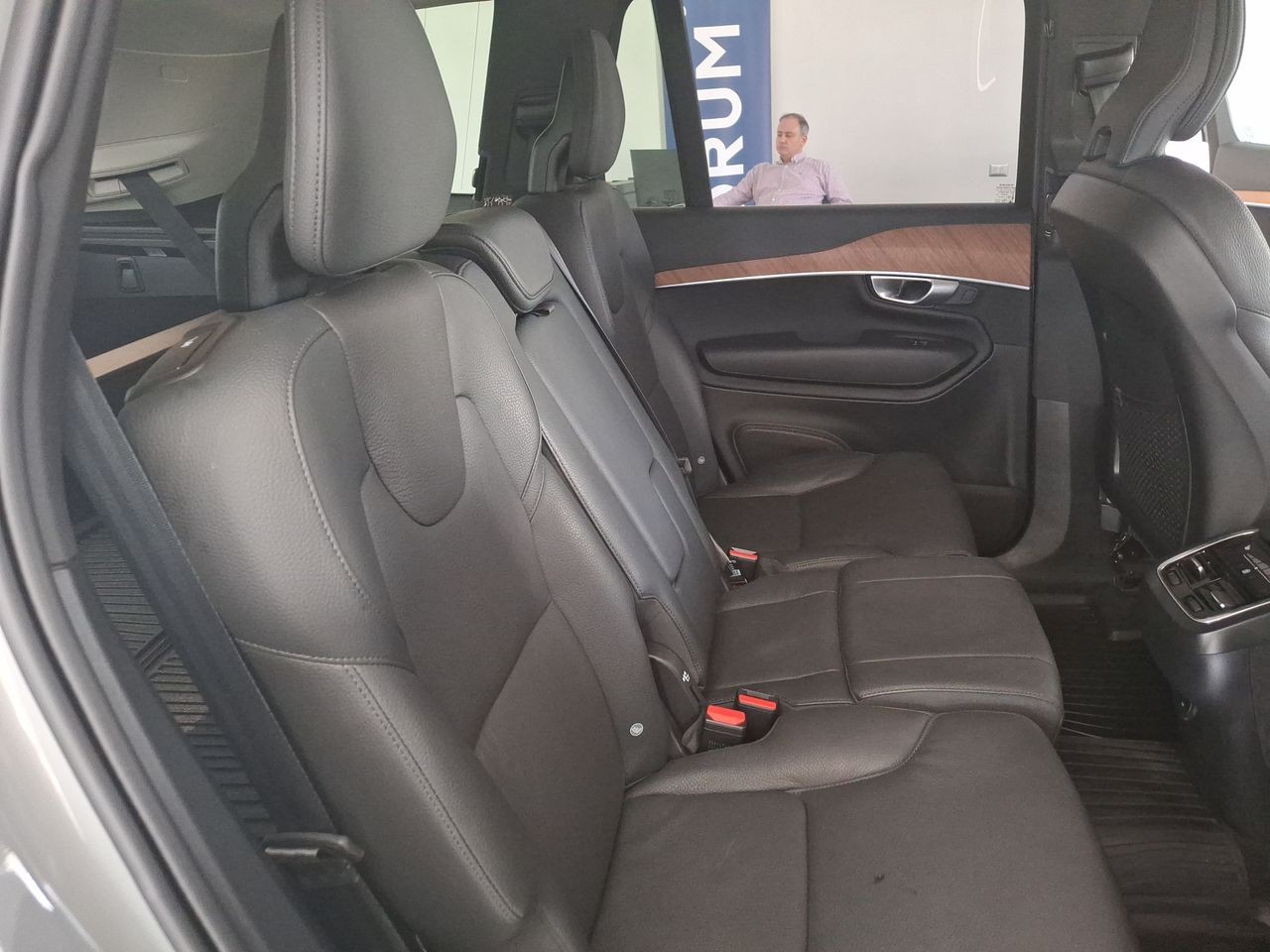 VOLVO - 23