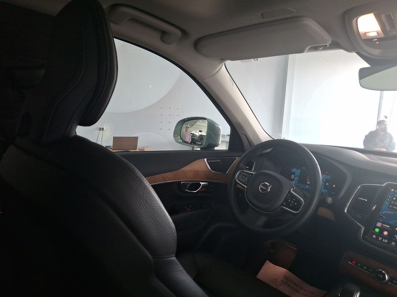 VOLVO - 8