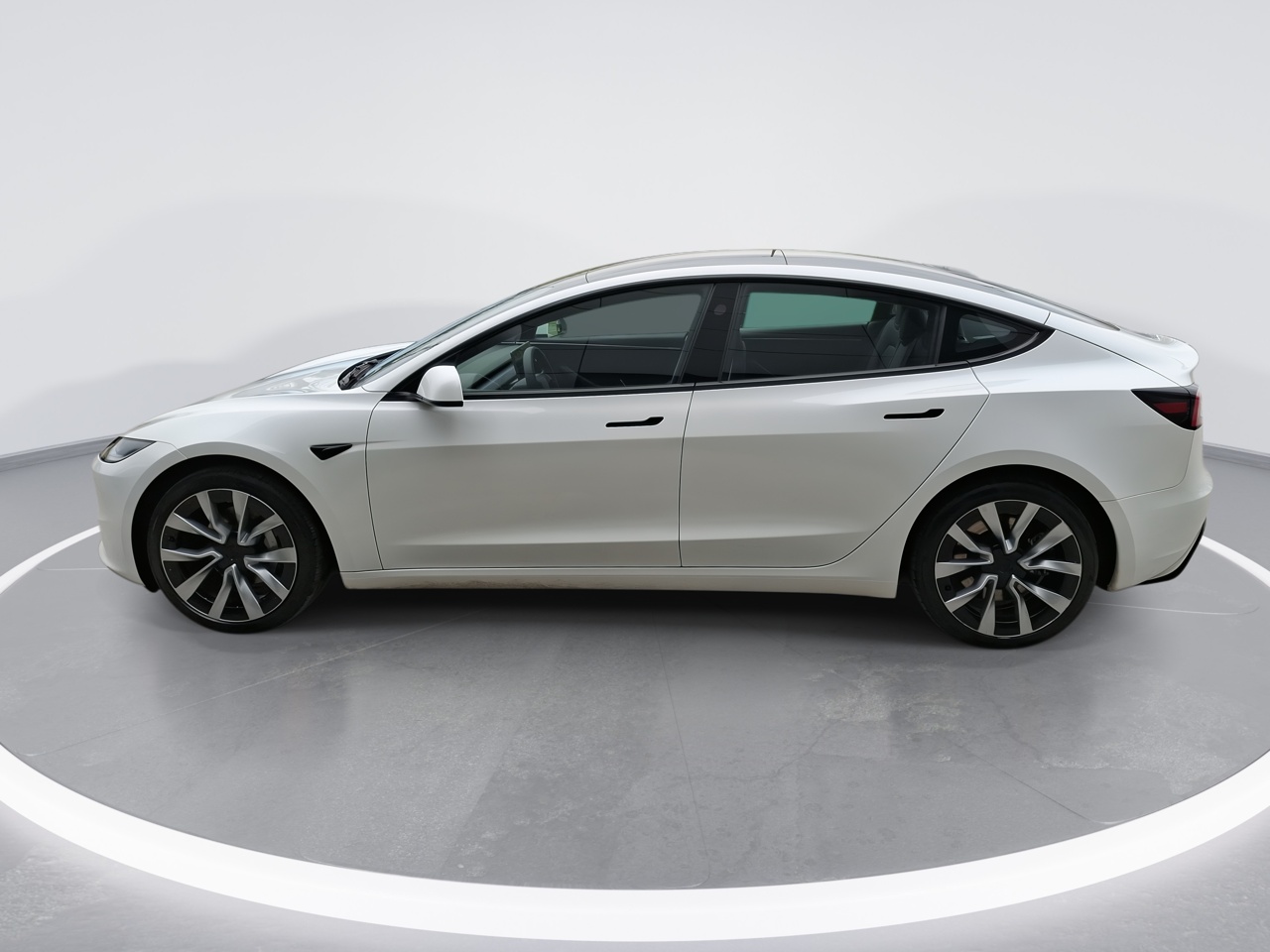 TESLA - 4