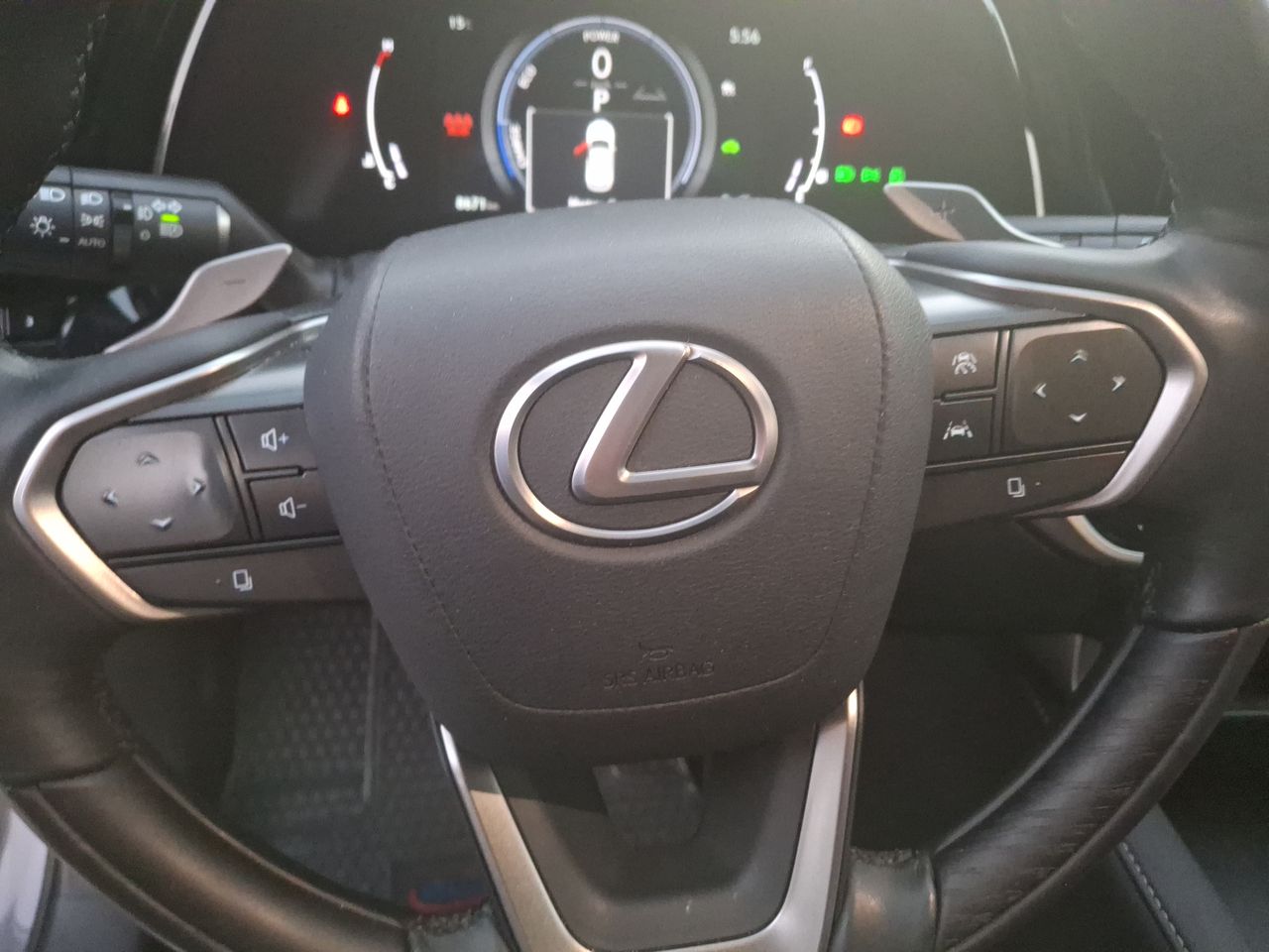 LEXUS - 16