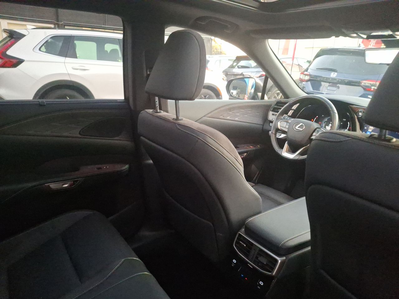 LEXUS - 6