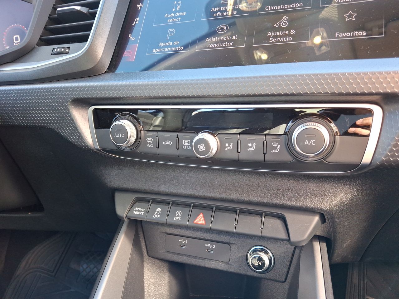 AUDI - 21