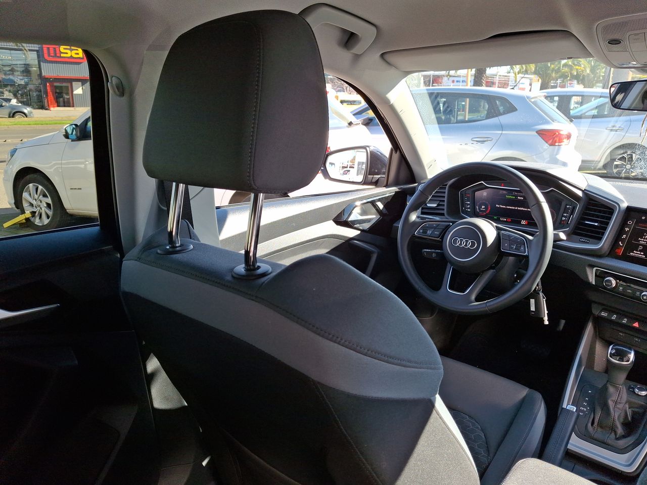 AUDI - 8