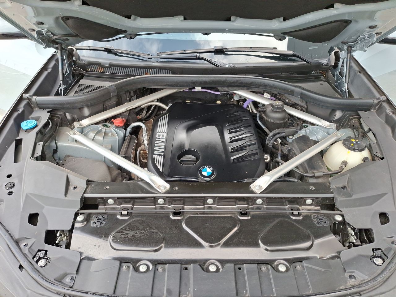 BMW - 7