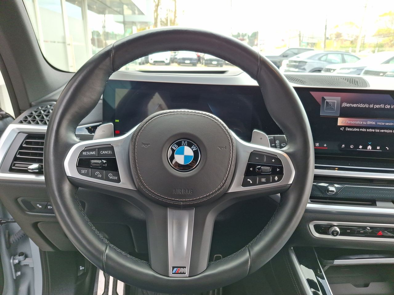 BMW - 12