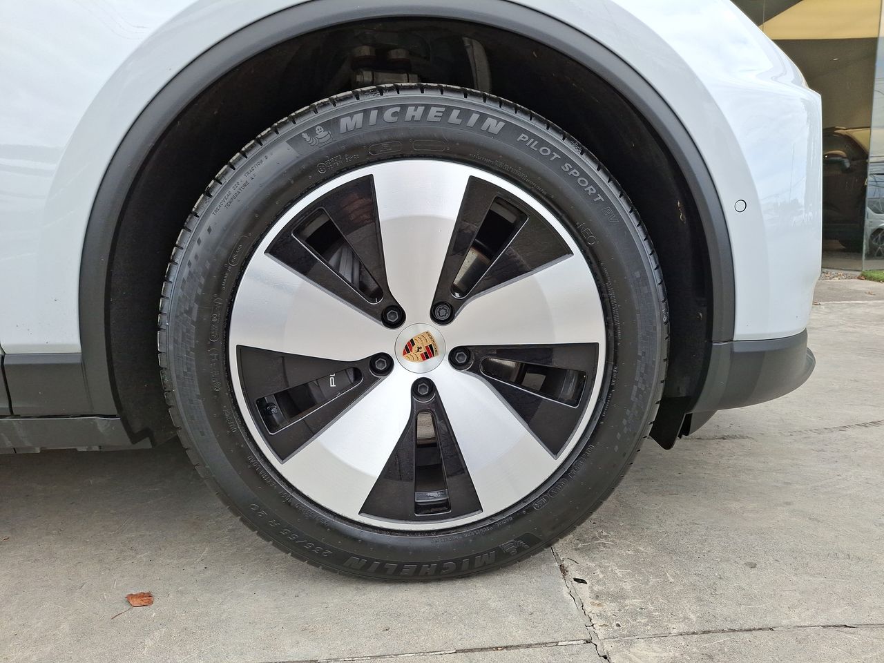 PORSCHE - 9