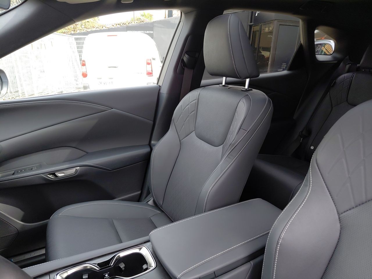 LEXUS - 2