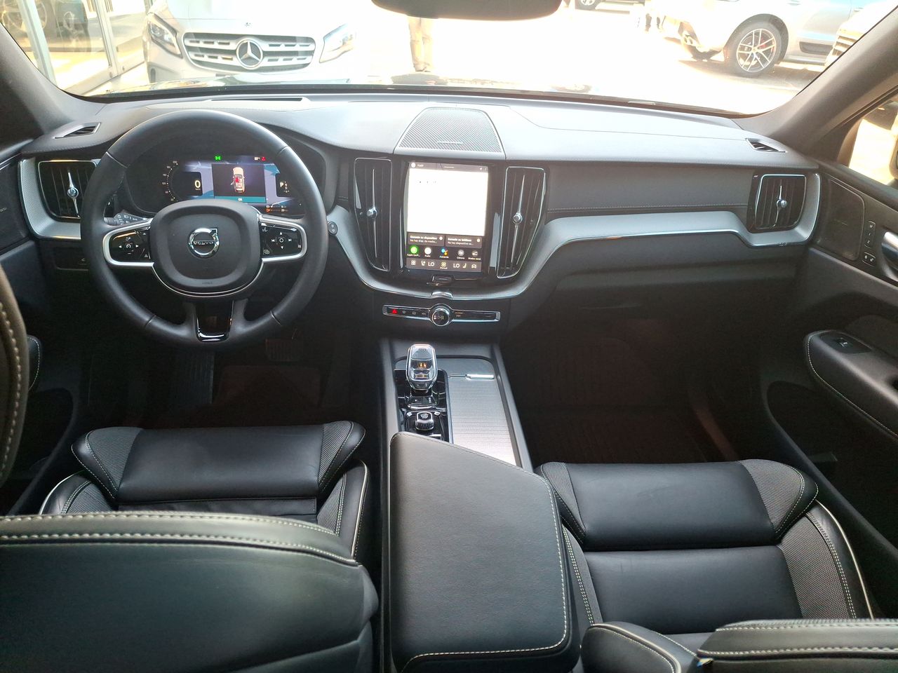 VOLVO - 1