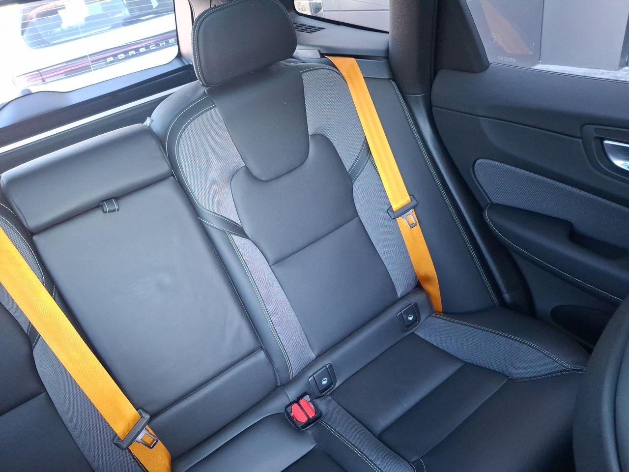 VOLVO - 6