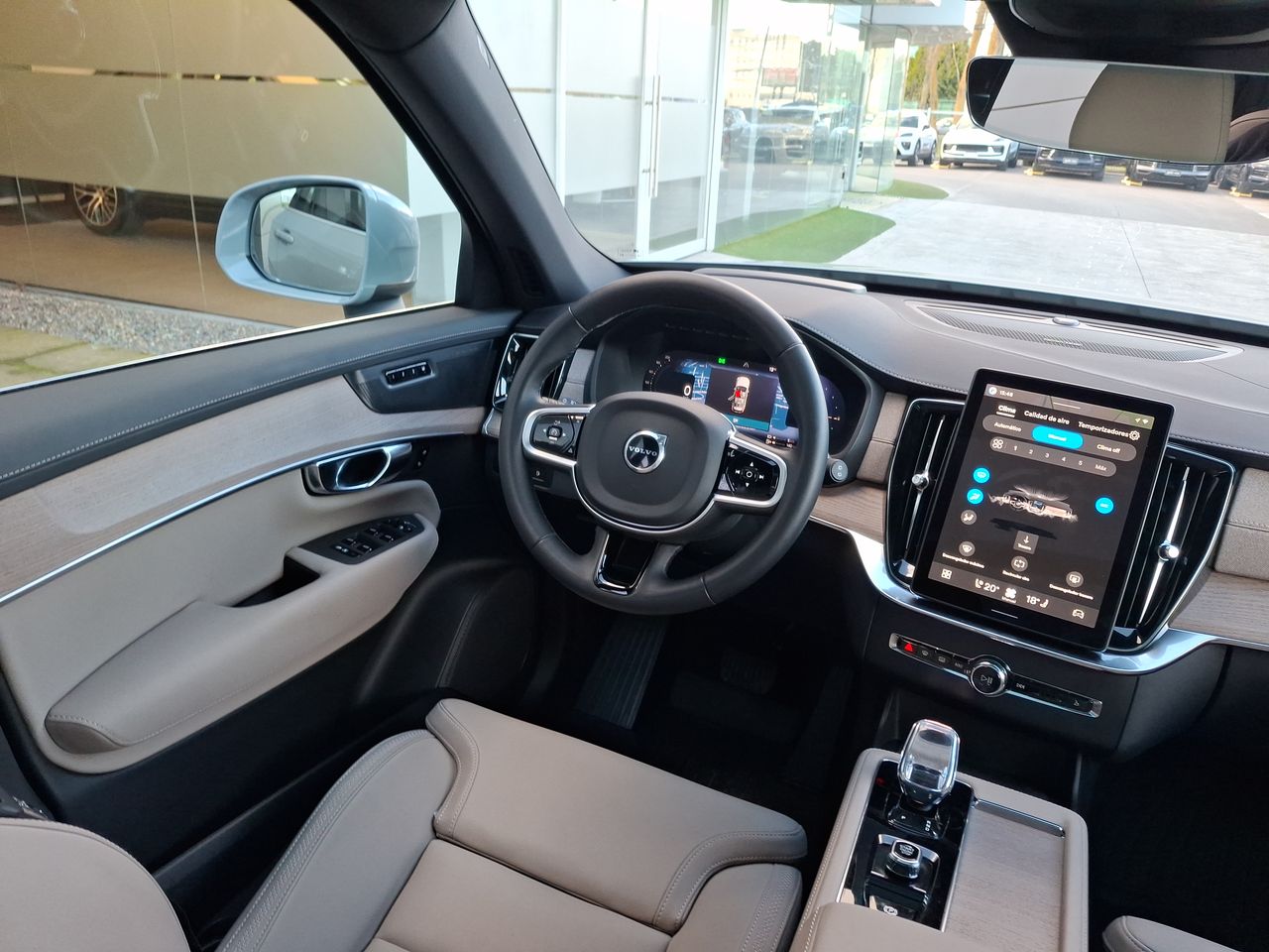 VOLVO - 6
