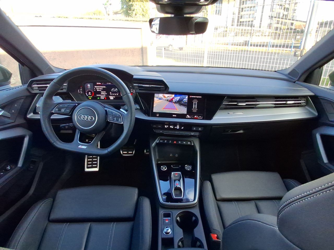 AUDI - 19