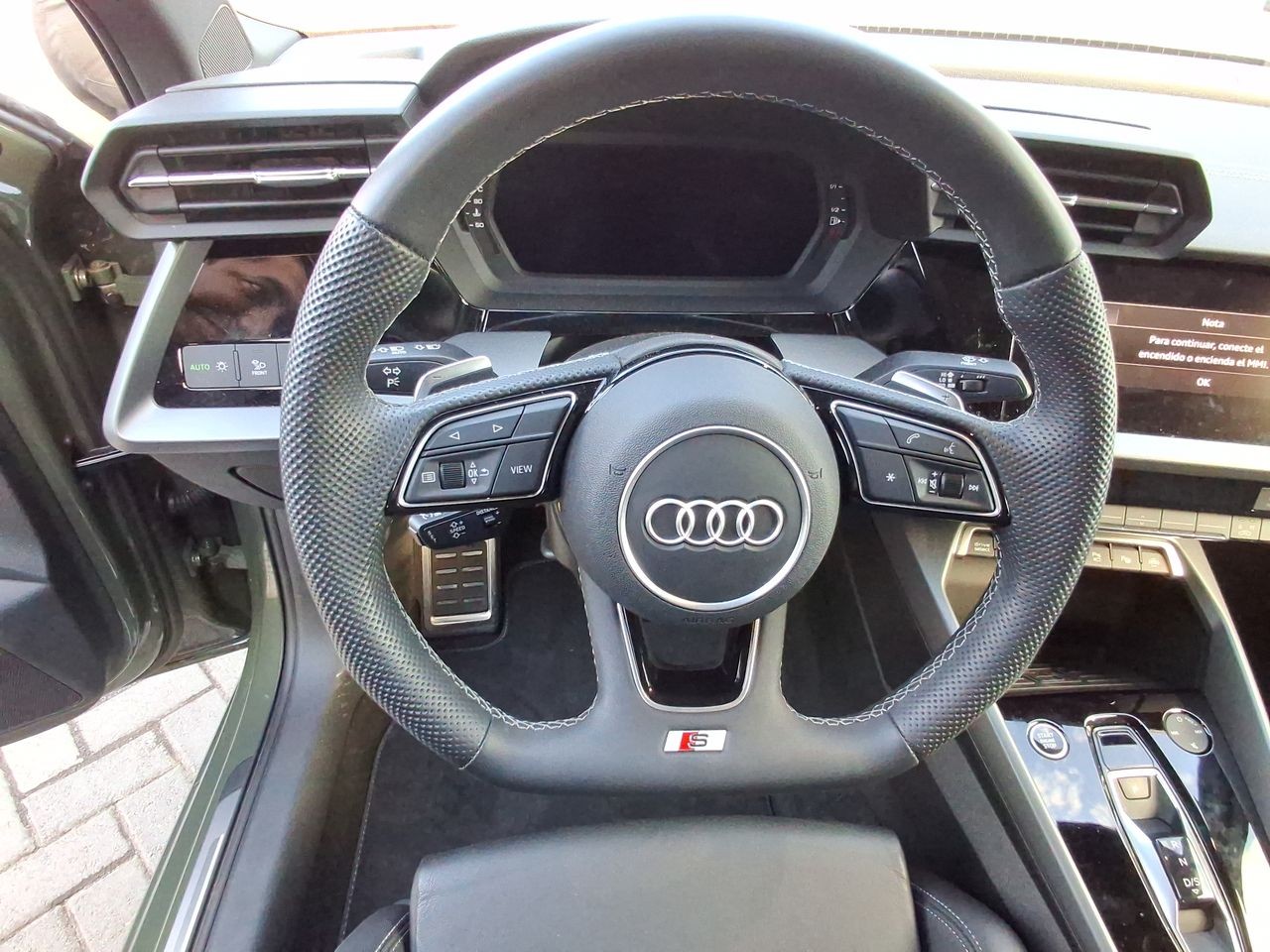 AUDI - 11