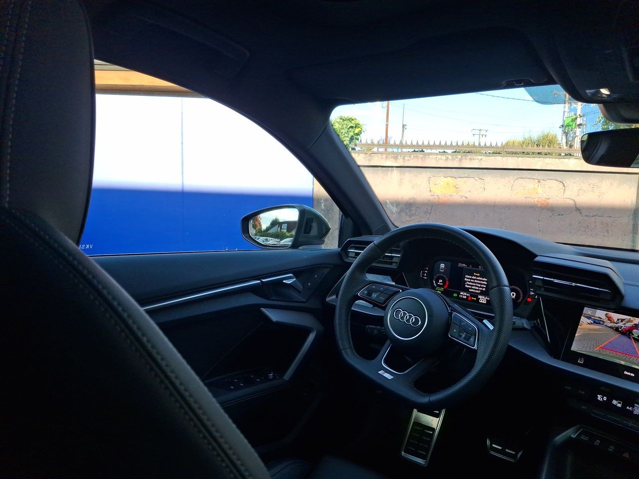 AUDI - 8