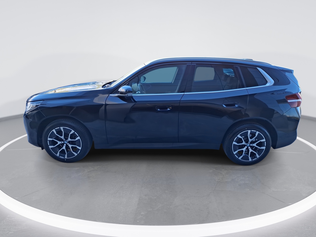 BMW - 4