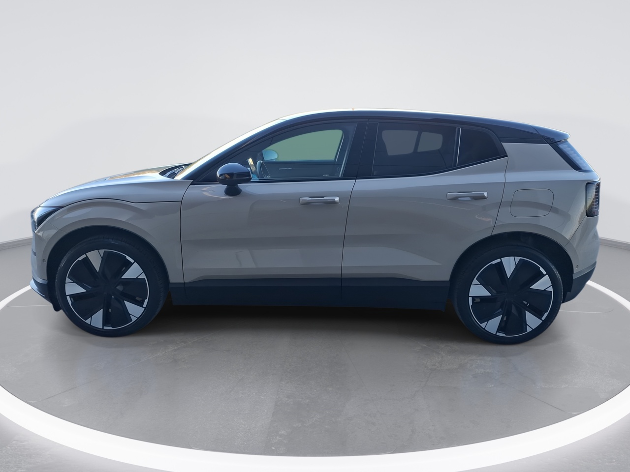 VOLVO - 4
