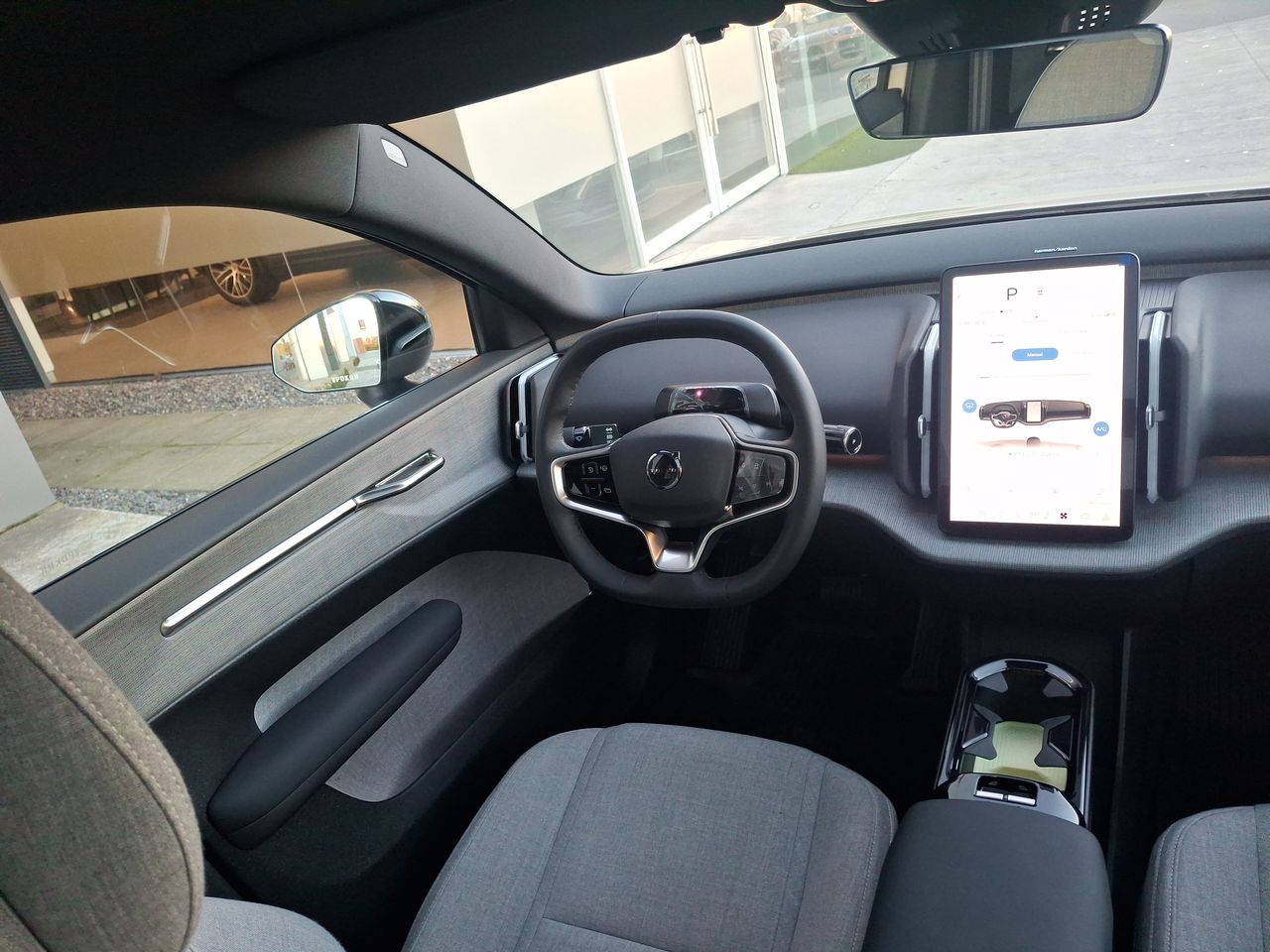 VOLVO - 6