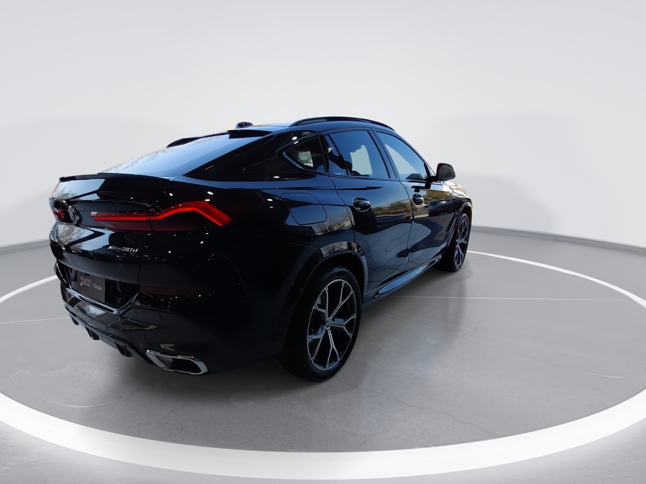 BMW - 6