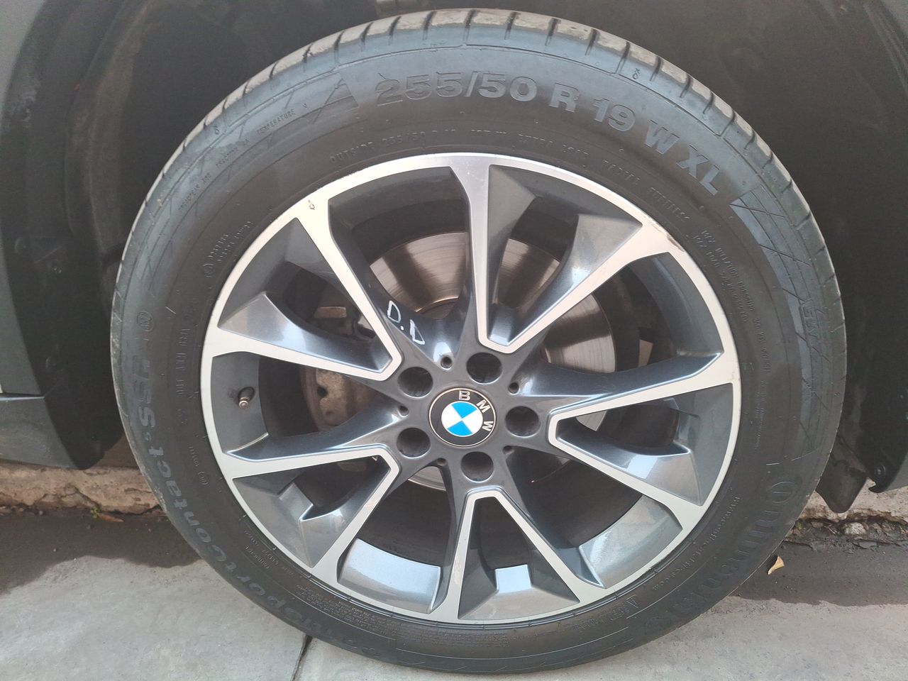 BMW - 15