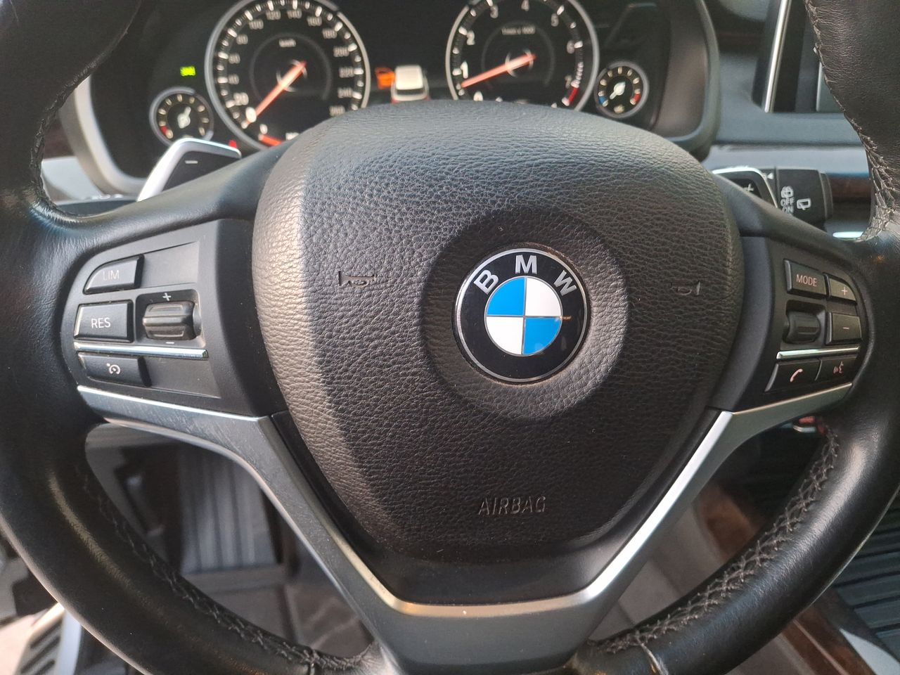 BMW - 24