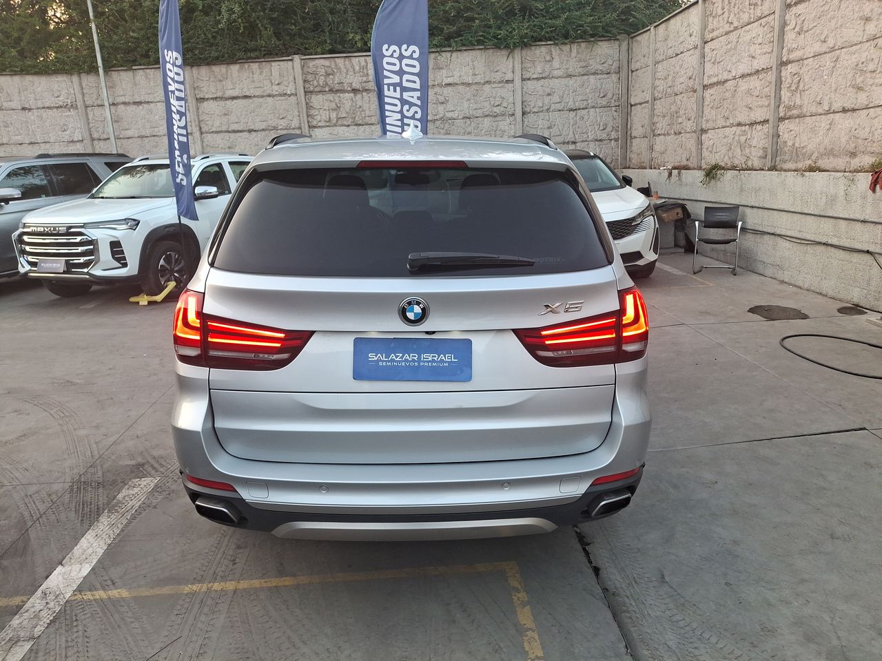 BMW - 6