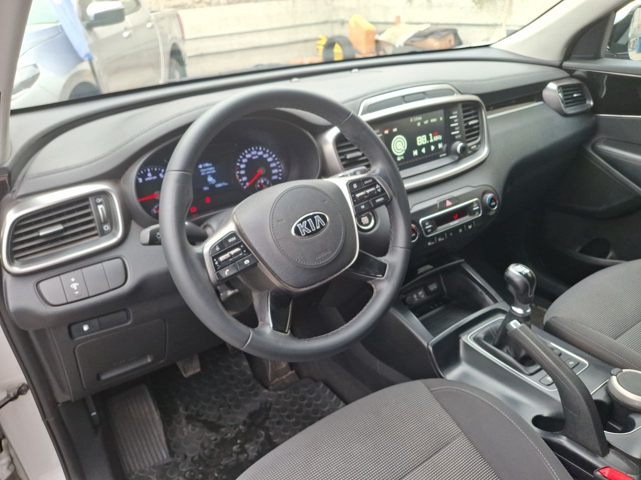 KIA - 30