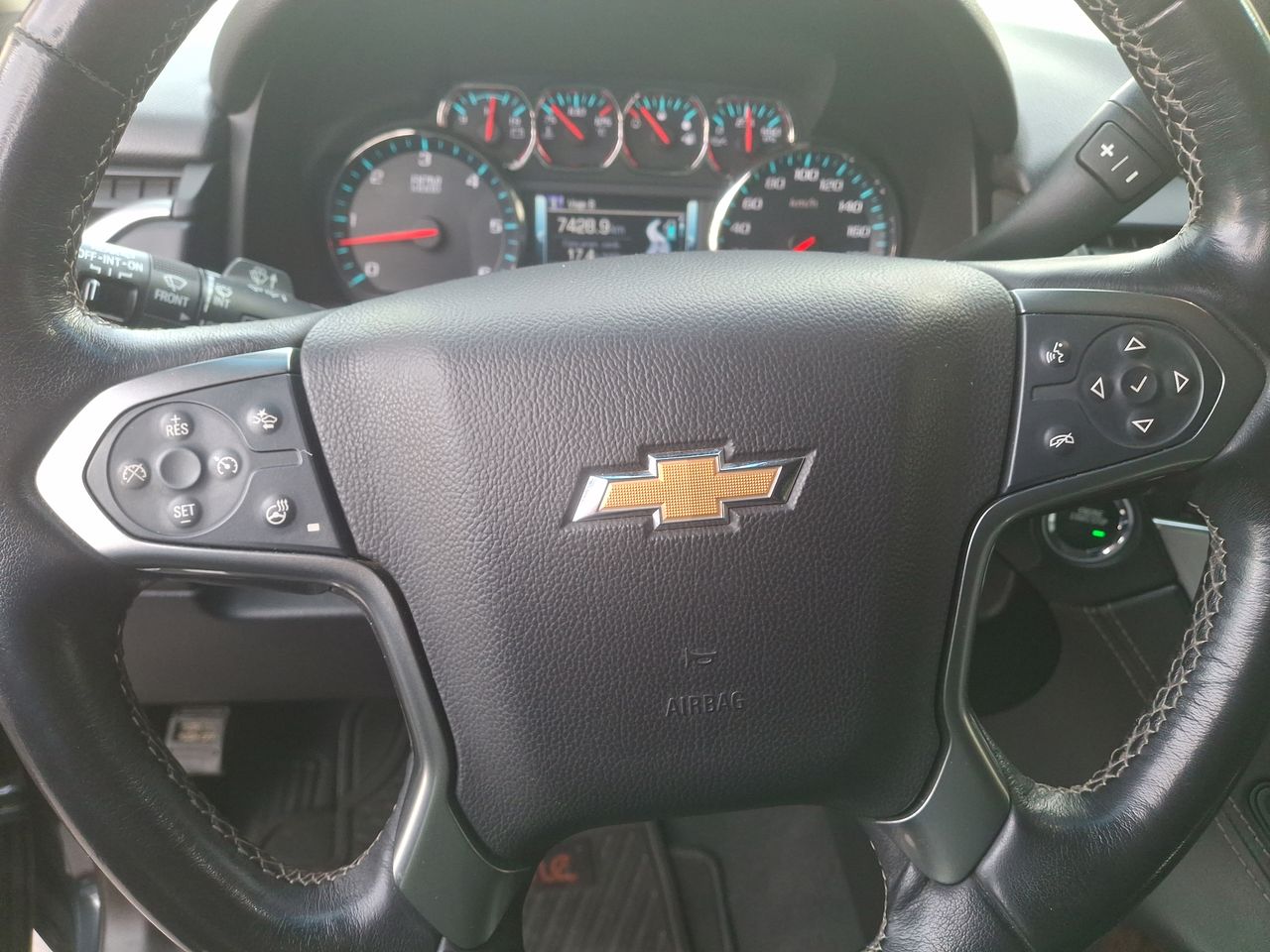 CHEVROLET - 24