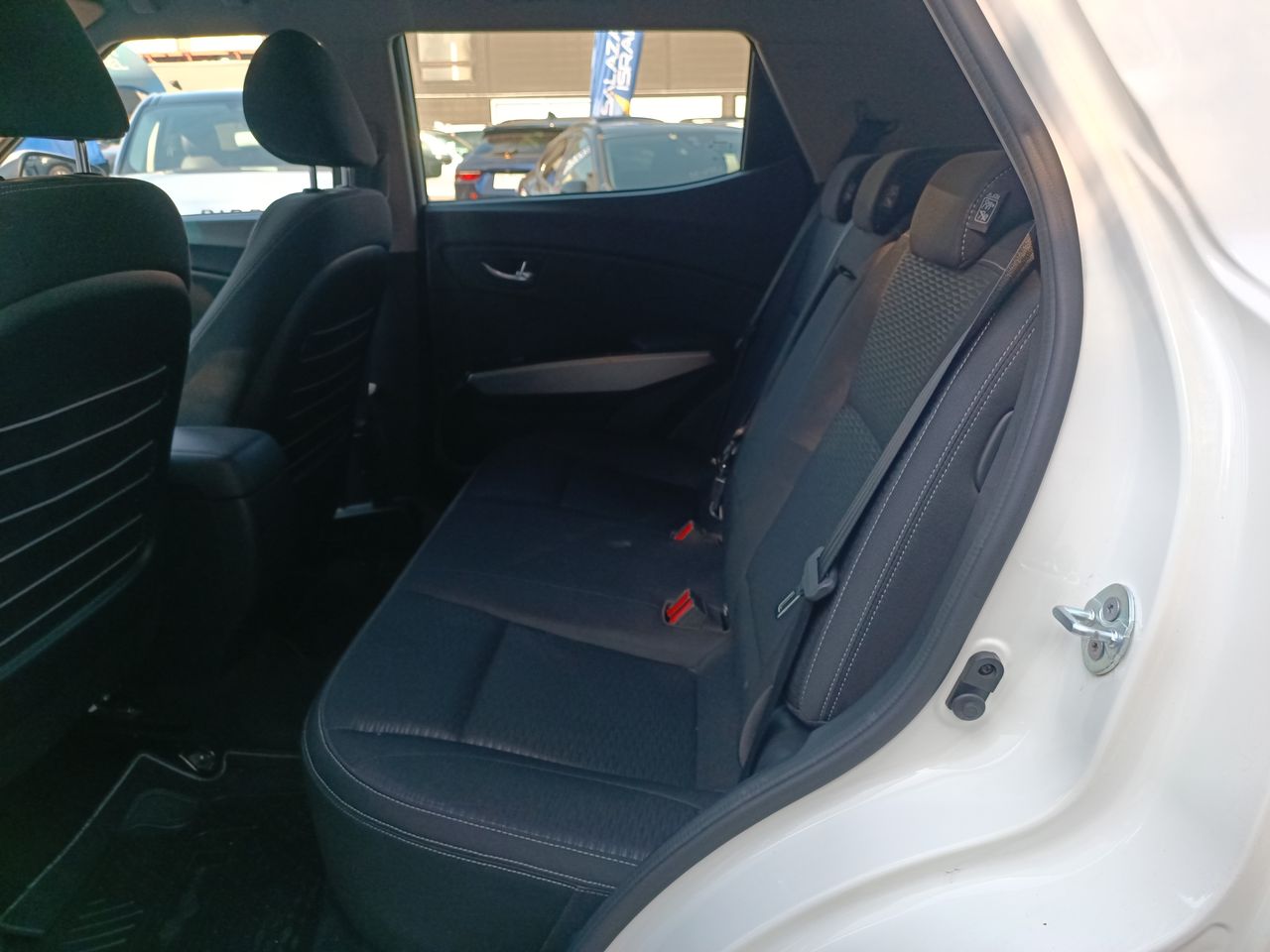 SSANGYONG - 35