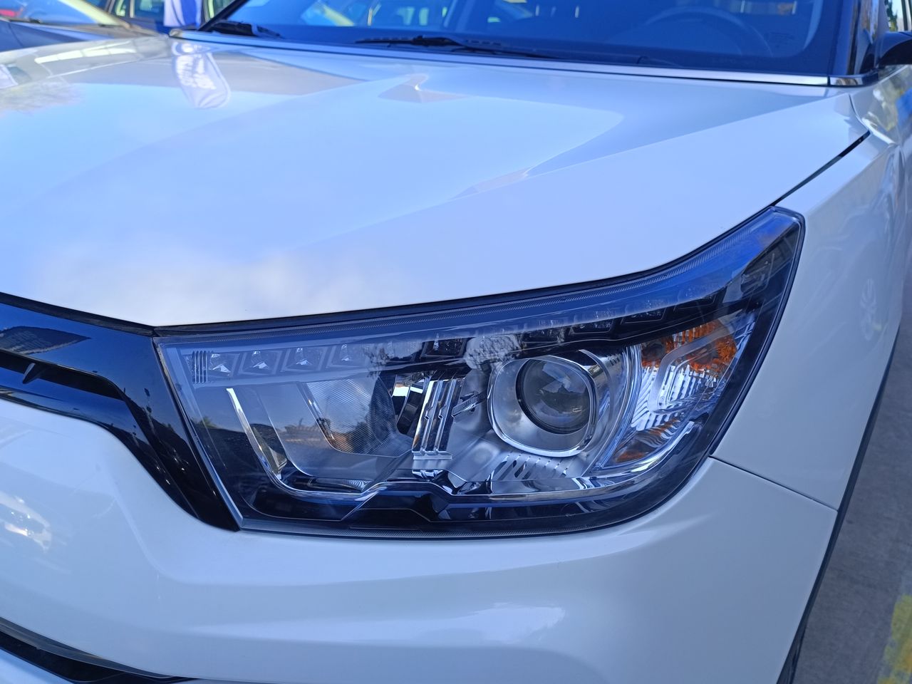 SSANGYONG - 19