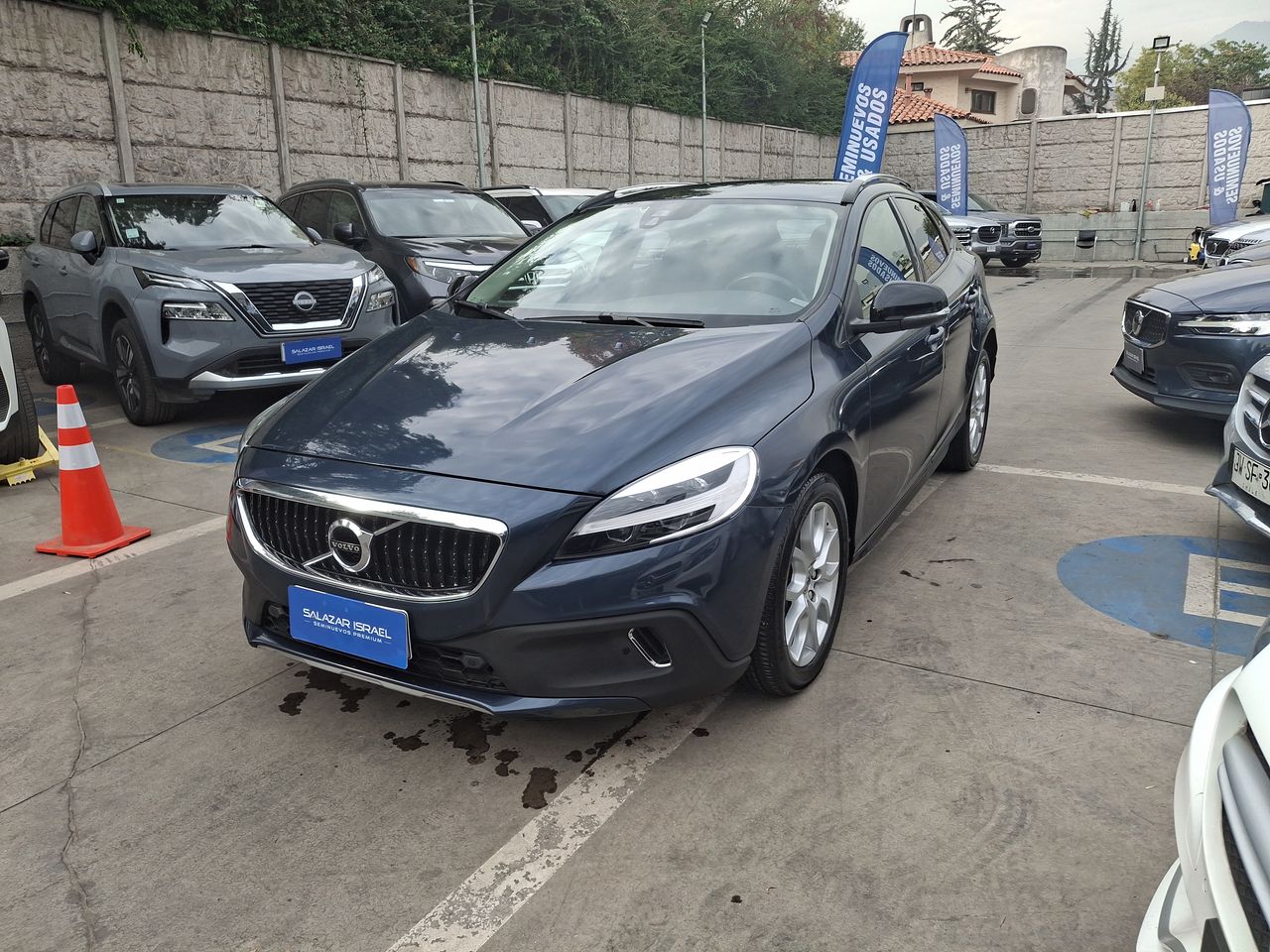 VOLVO - 3