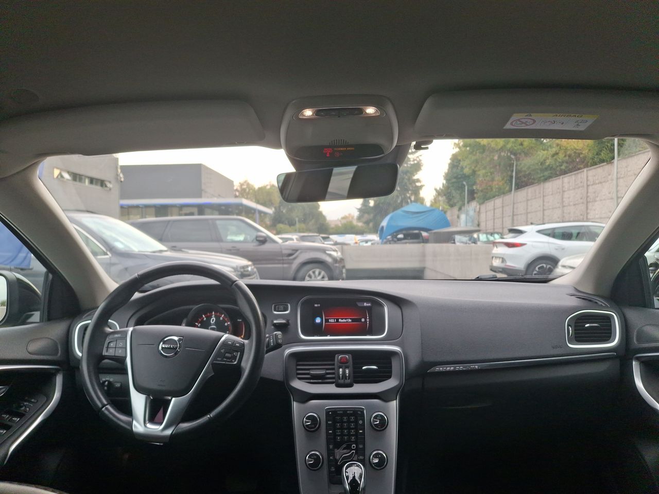 VOLVO - 9