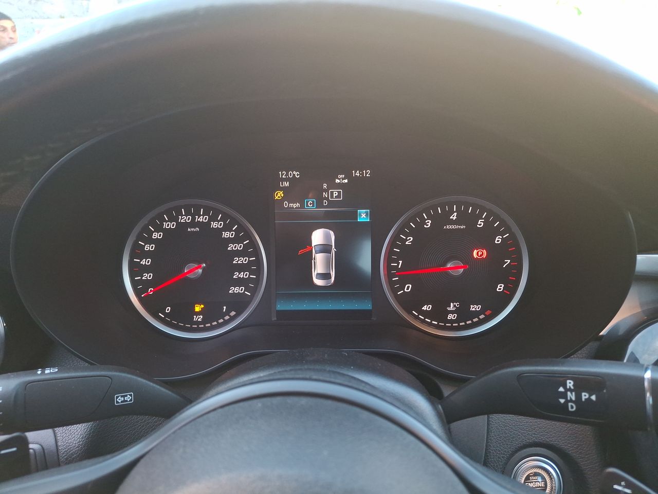 MERCEDES BENZ - 25