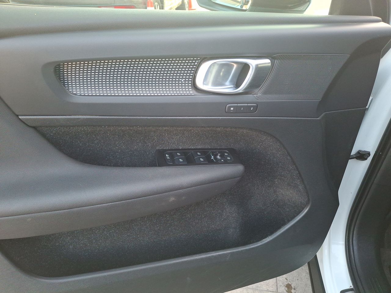 VOLVO - 20