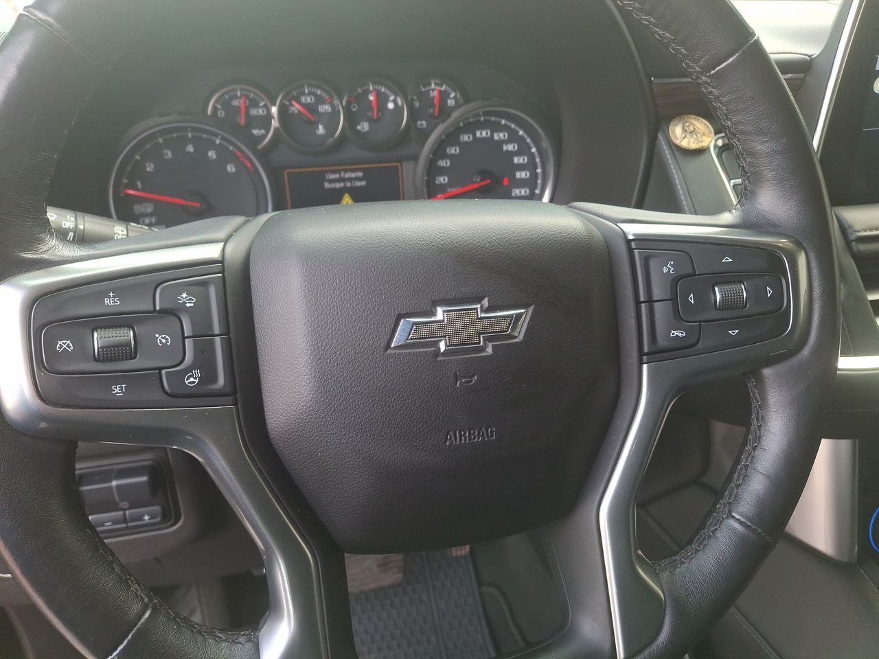 CHEVROLET - 24