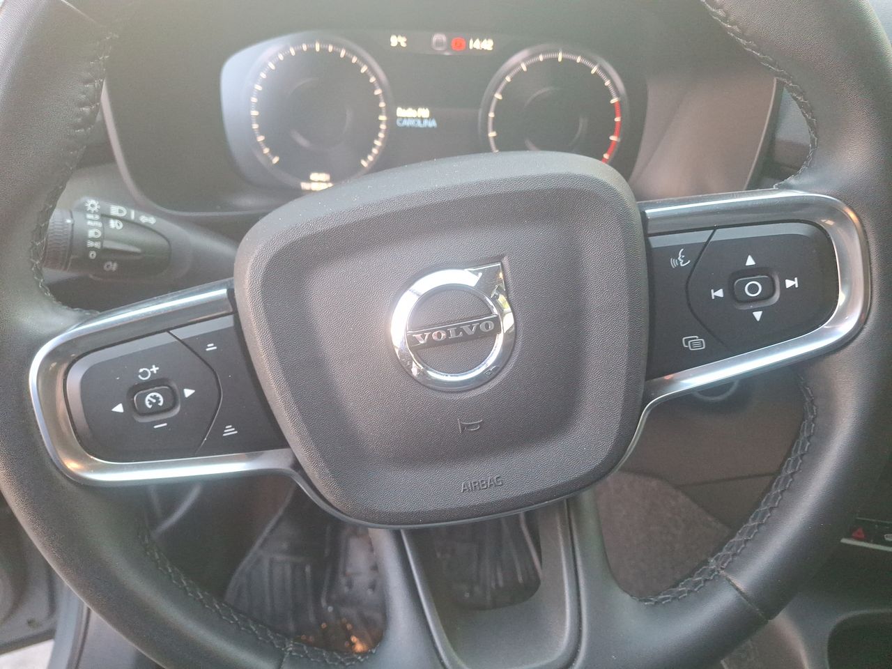 VOLVO - 24