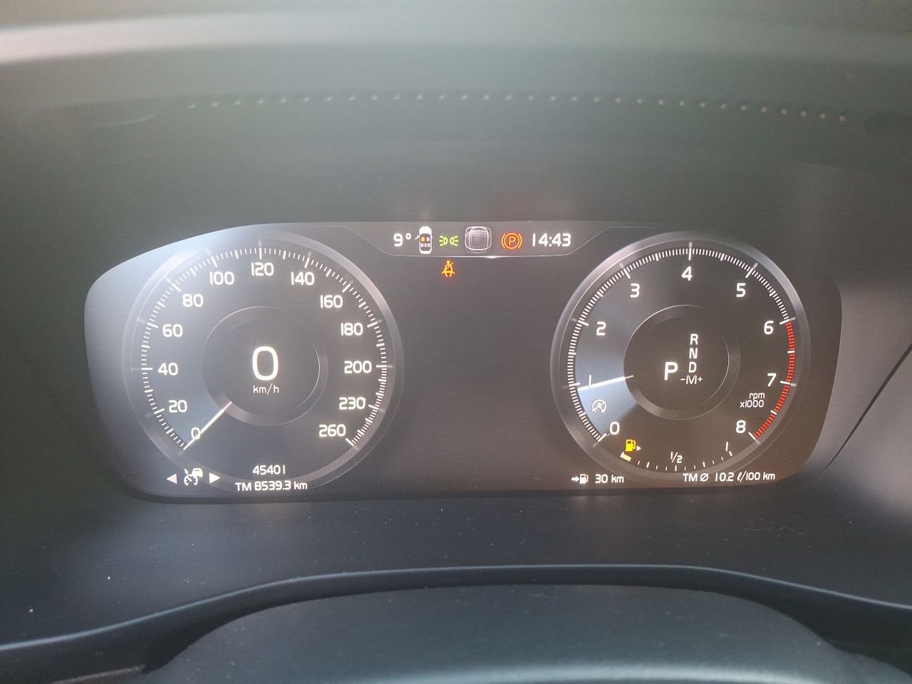 VOLVO - 25