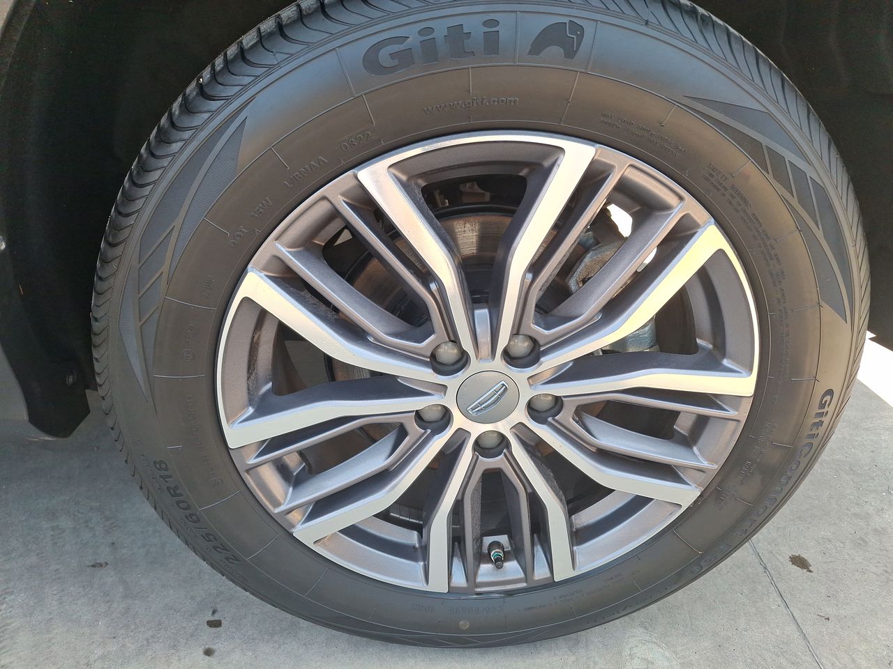GEELY - 15