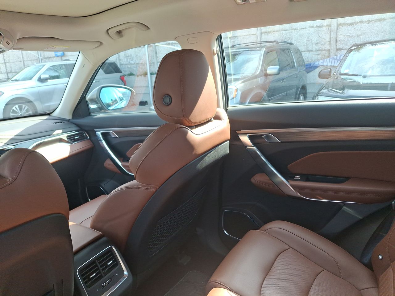GEELY - 10