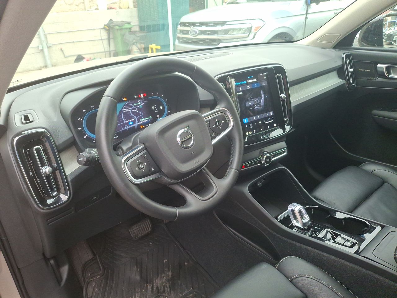 VOLVO - 30
