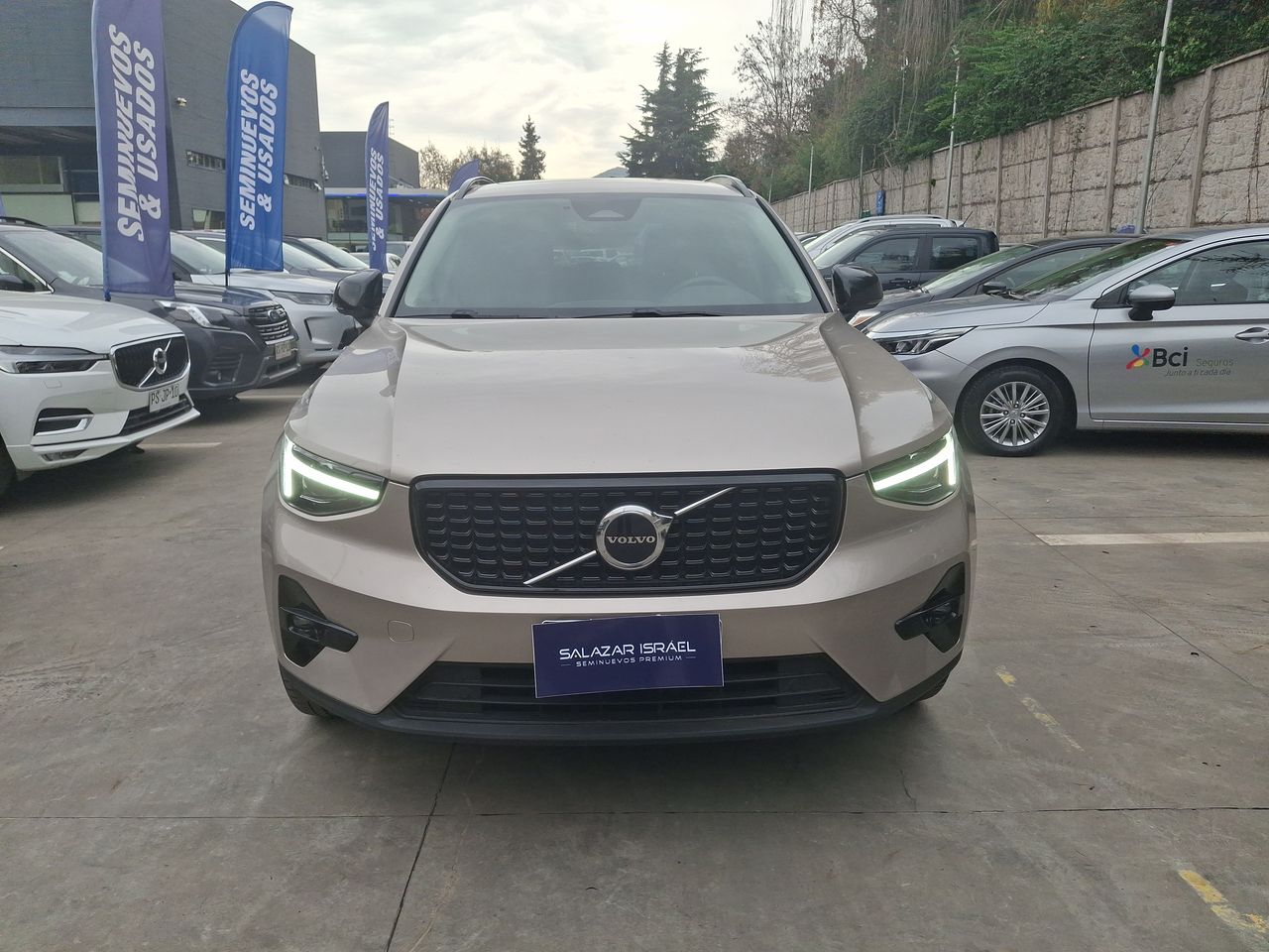 VOLVO - 2