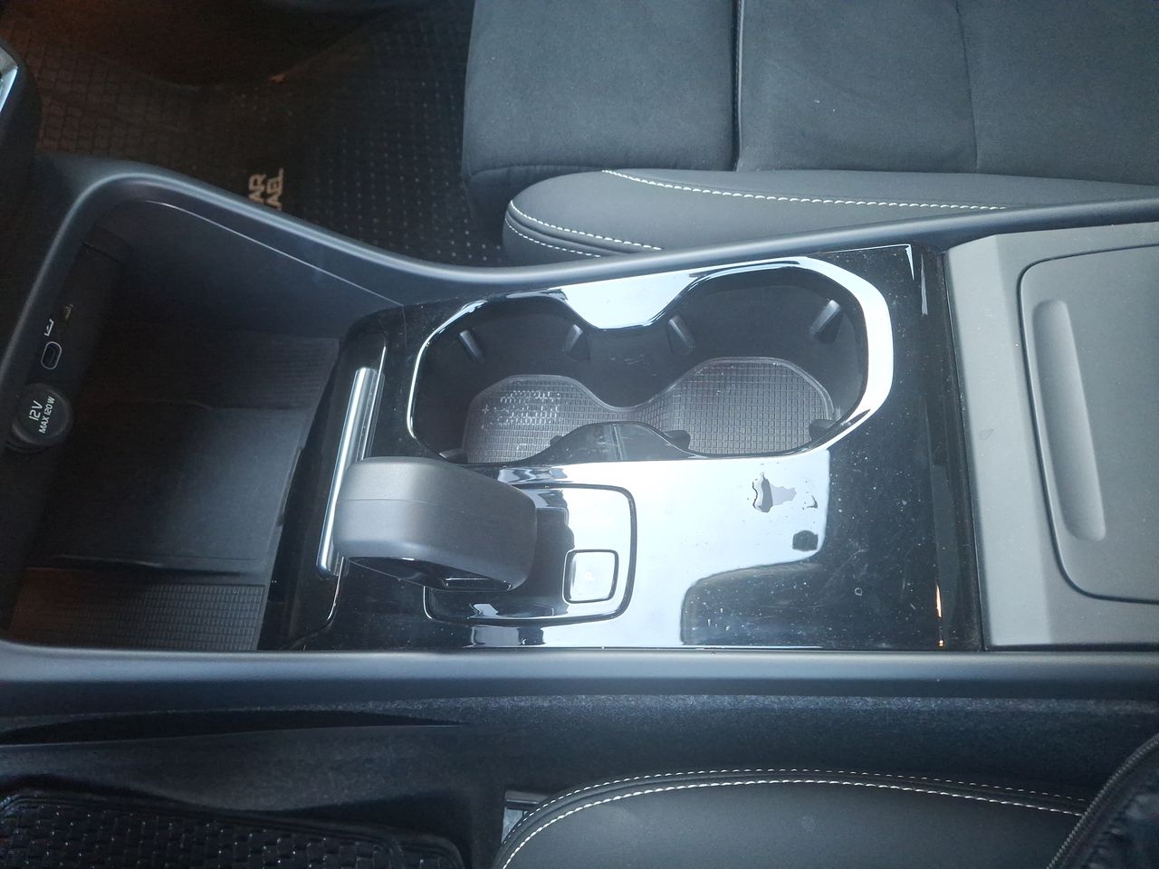 VOLVO - 29