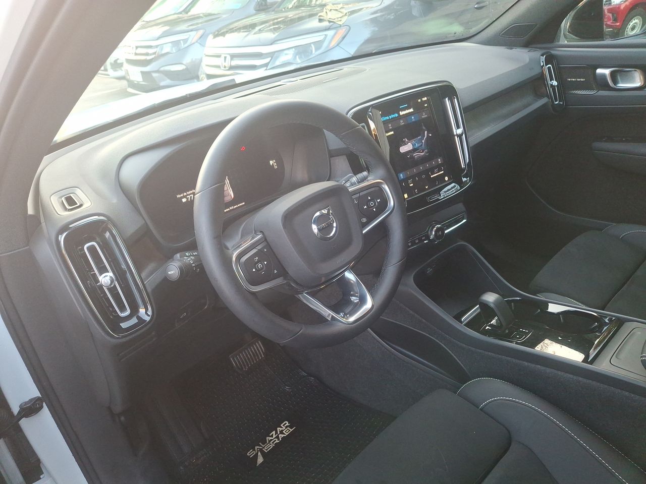 VOLVO - 30