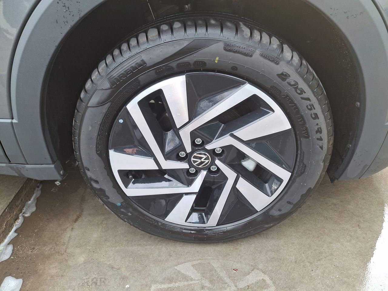 VOLKSWAGEN - 15