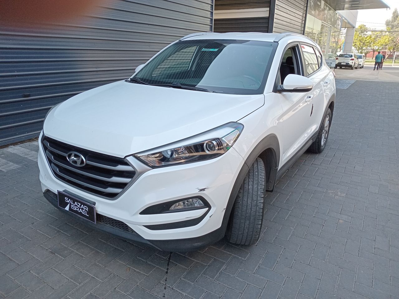 HYUNDAI - 3